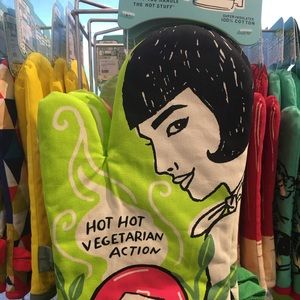 Meet your Posher, Kara